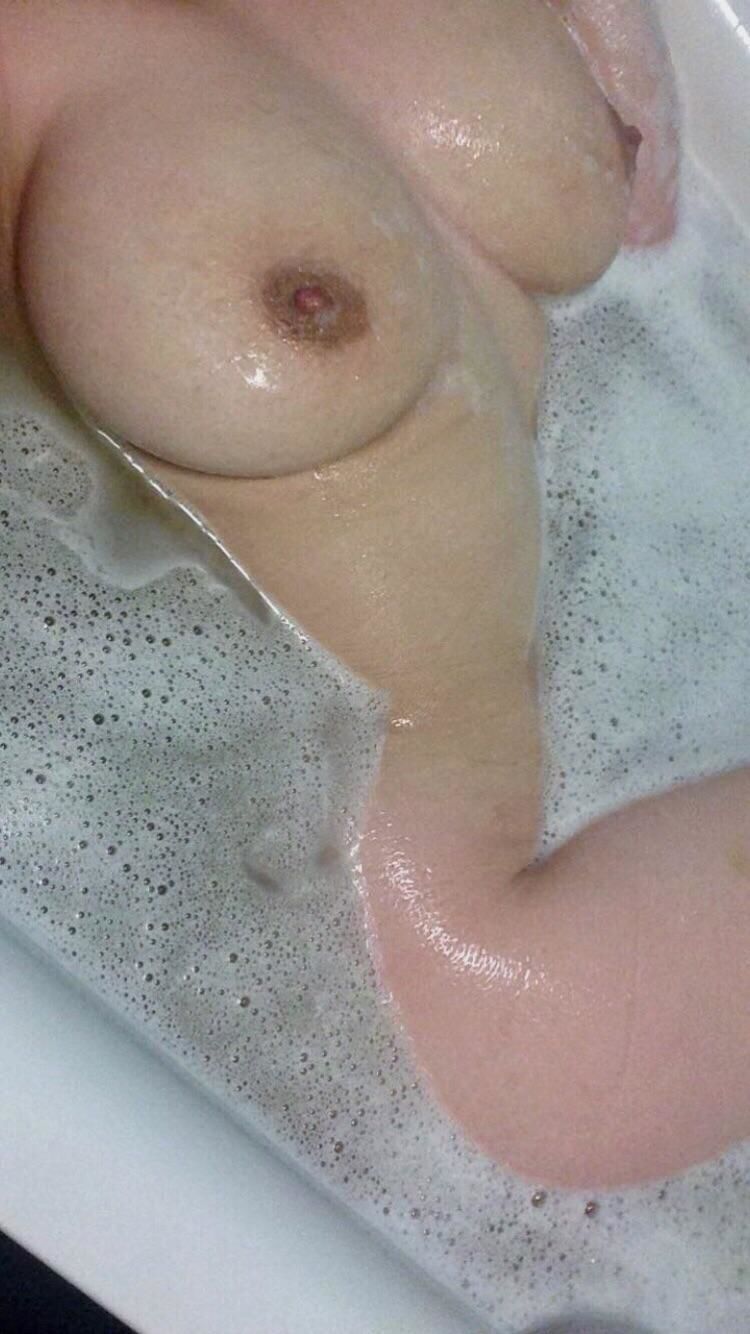 Bubbles Tits