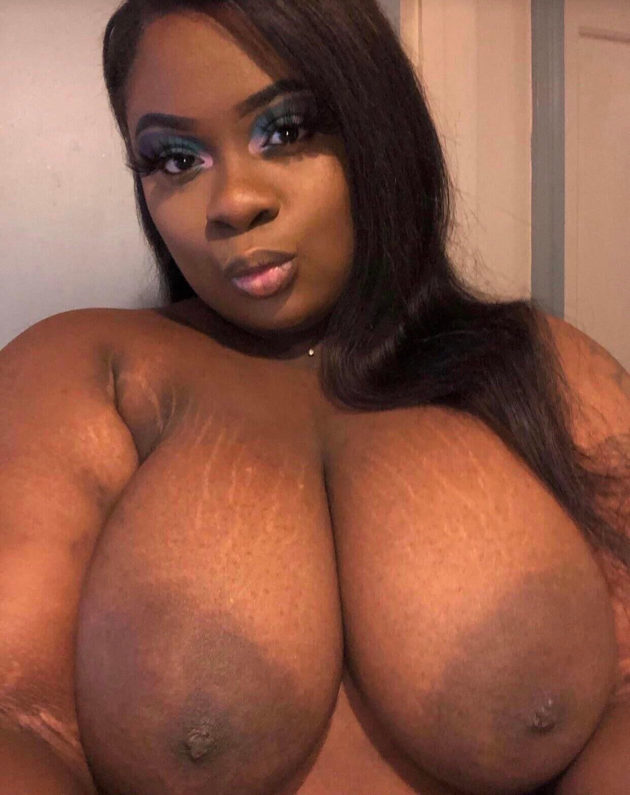 Hugeblack Tits