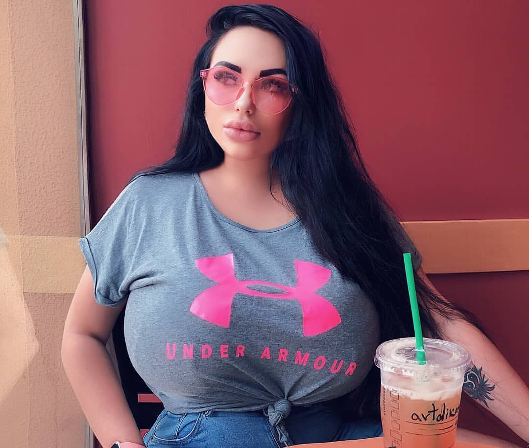 Large Too Busty To Hide Busty Pornsexiezpix Web Porn